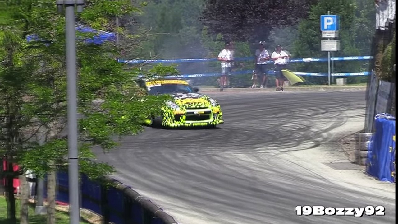 Arab Drivers vs Rest of the WORLD Drivers - Fail and Win Compilation -