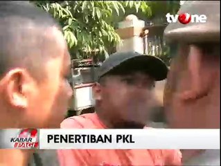 Menolak Direlokasi, Penertiban PKL di Kemayoran Ricuh