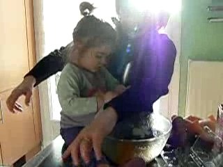 Leçon de cuisine: je casse des oeufs