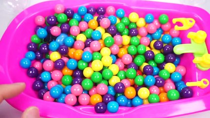 Learn Colors Peppa Pig Bath Time With Bubble Gum Ball Coloring Book For Kid Tuddler