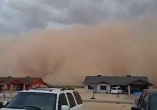 Dust Storm Rolls Through the Phoenix Metro Area