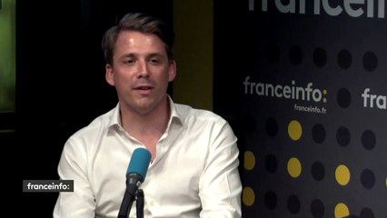 Les informés de franceinfo. Les vacances d'un président, "c'est toujours un piège de communication"