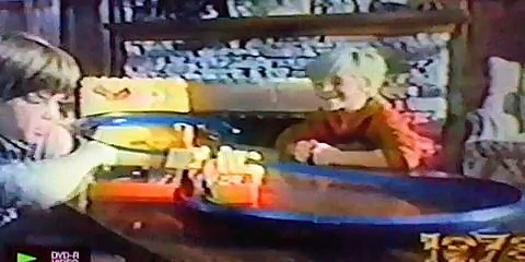 Hot Wheels commercial for Criss Cross Crash 1978