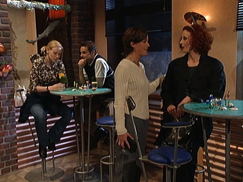 Verbotene Liebe - Folge 1064 -Nina Erika  Caroline VOSTFR