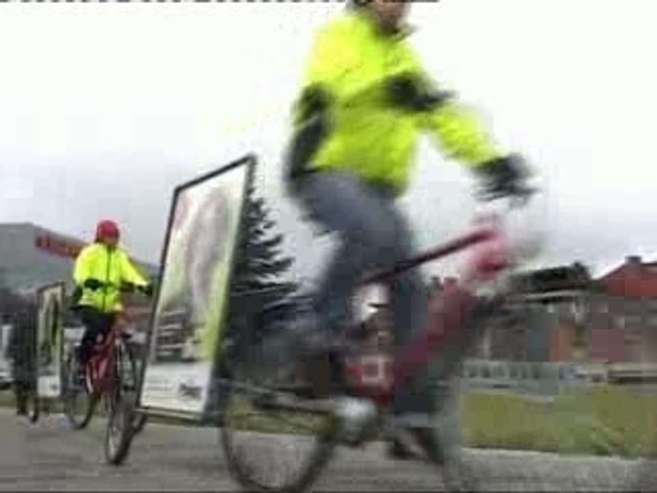 ADVERT TRAILERS