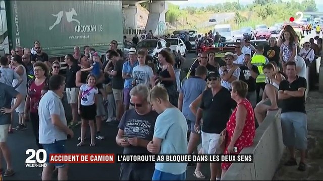 Accident de camion : l'autoroute A9 bloquée dans les deux sens
