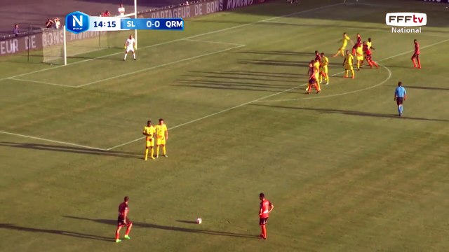 Superbe coup franc, mais position de hors jeu!