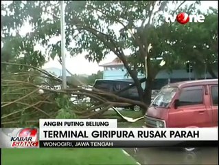 Terminal Bus di Wonogiri Rusak Parah Diterjang Puting Beliung