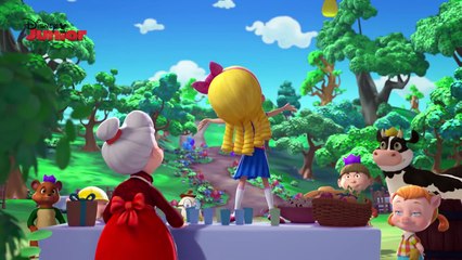 Goldie & Bear | Prince Charming Song | Disney Junior UK