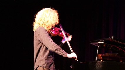 Yestin Griffith playing Fritz Kreisler Recitativo and Scherzo.