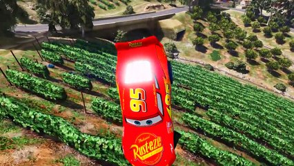 Şimşek McQueen ve Örümcek Adam Hızlı Arabaların Yanına Gidiyor (Çizgi Film Tadında Türkçe