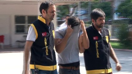 76 yaşındaki kadına cinsel tacizde bulundu, 'beni engelli kızı çağırdı' diye kendi savundu...Tacizcinin kaçtığı anlar kamerada