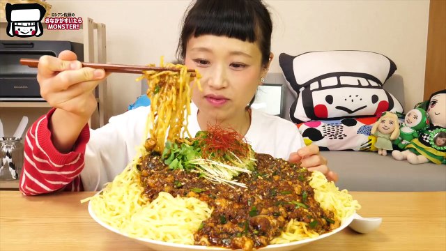 【大食い】総重量6㎏超！旨辛！麻辣 『汁なし麻婆麺』〜シメはやっぱり白米3合〜【ロシアン佐藤】【Russian Sato】