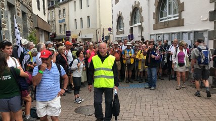1 700 marcheurs pour la dernière étape du Tro Breiz