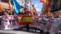 4 Mil catalanes claman contra el invasor separatista en Manresa cantando 'soy español'