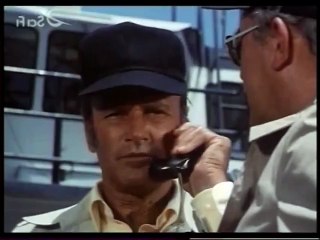 L Homme qui valait 3 milliards S5E2 FRENCH   Part 02