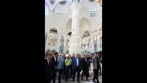 Cumhurbaşkanı Erdoğan, Yapımı Devam Eden Çamlıca Camii'nde İncelemelerde Bulundu