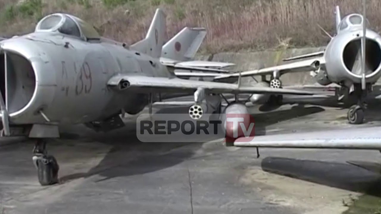 Report TV - VIDEO nga baza ajrore e Kuçovës, ja ku do të ndërtohet baza e NATO-s në Shqipëri