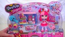 Mess in Donatinas Shop ! Toys and Dolls Fun for Kids Playing with Strawberry Shortcake