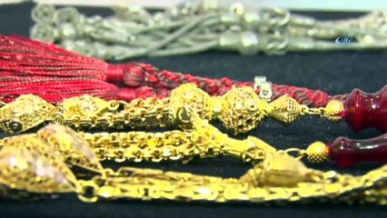 Ev, Araba Takaslı Tespihler Şaşırtıyor