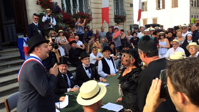 Les élus du Val-d'Ajol rejouent un conseil municipal de 1918