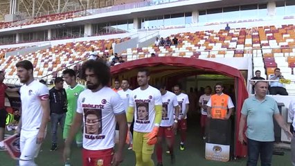 Yeni Malatyasporlu Futbolculardan Mesut Özil'e Destek