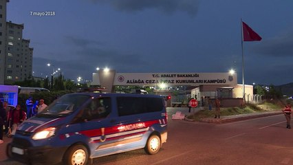 Erdogan pide congelar bienes en Turquía de dos ministros de EEUU