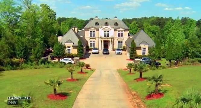 T.I. & Tiny The Family Hustle S05 - Ep15 A Major Project HD Watch