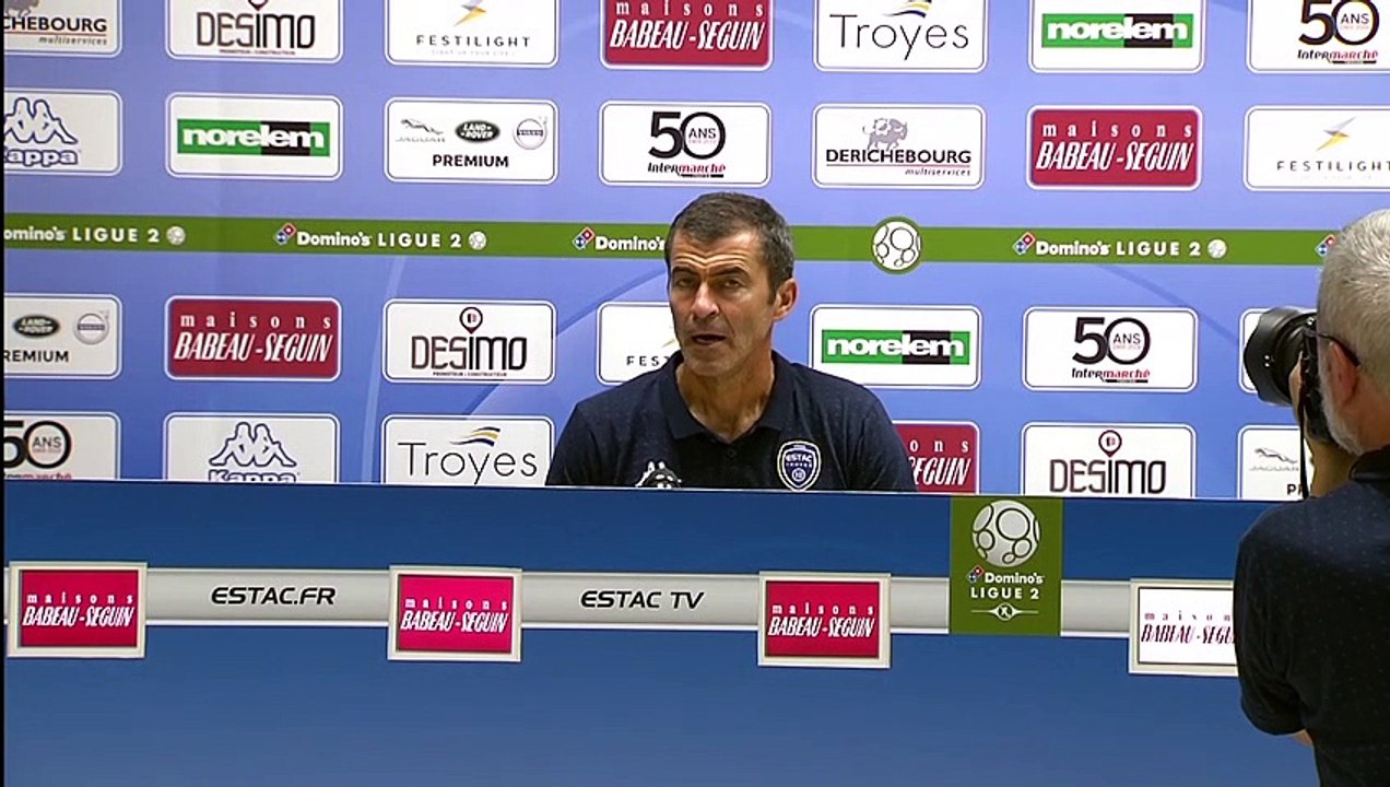 Réaction de Rui Almeida et Jean-Marc Furlan après ESTAC Troyes - Stade Brestois 29