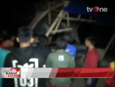 Warga Rusak Posko Ormas yang Kerap Dijadikan Tempat Pesta Miras