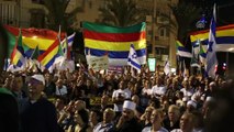 İsrail'de onbinler ırkçı yasayı protesto etti - KUDÜS