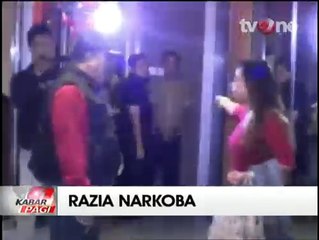 Mabuk, Seorang Wanita Mengaku Isteri Polisi Menolak Dirazia