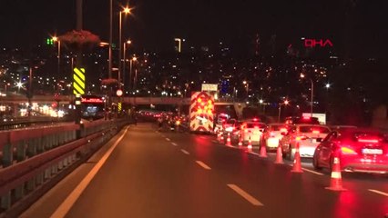 Download Video: 1-Haliç Köprüsü Metrobüs Yolu'nda Asfaltlama Çalışması Başladı