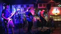 Monkey Wrench (Foo Fighters tribute) perform I'll Stick Around at The Heavy Metal Brewing Co - Vancouver 8-3-17