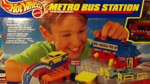 Hot Wheels Metro Bus Station World Track Playset with Gas Station and City Bus
