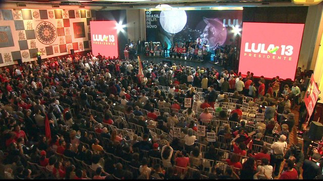 Workers' Party names imprisoned Lula as presidential candidate