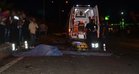 Feci Kaza! TIR İki Motosikleti Biçti: 2 Ölü, 1 Yaralı