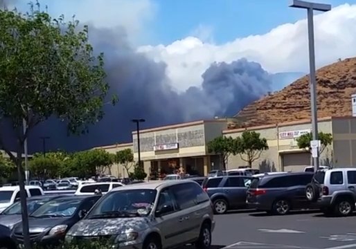 Brush Fires Prompt Evacuations in Hawaii
