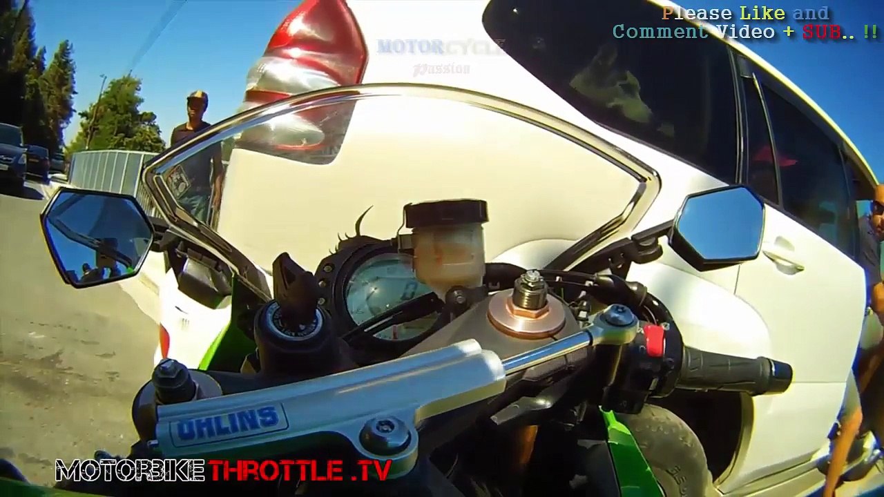 Shocking Moments a Motorcycle Crashes -- 2017 -- Motorcycle Accidents -- MOTO FAILS --