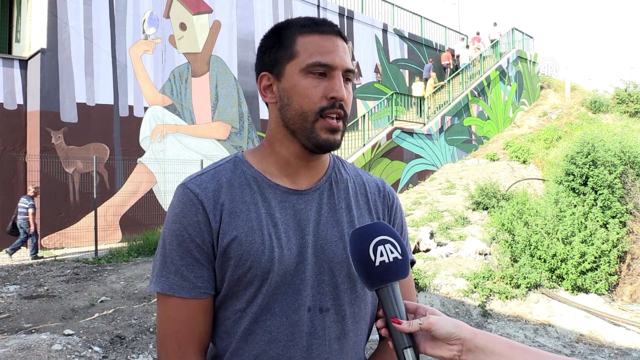 Sırp nakkaş İstanbul ve İzmir'in duvarlarını süslüyor - BELGRAD