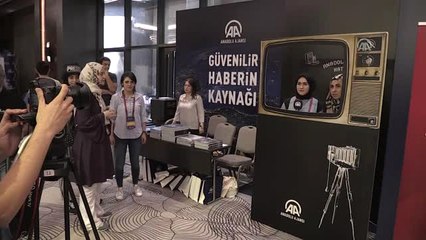 Geleceğim Sosyal Bilimler Zirvesi"Nde Aa Standına İlgi