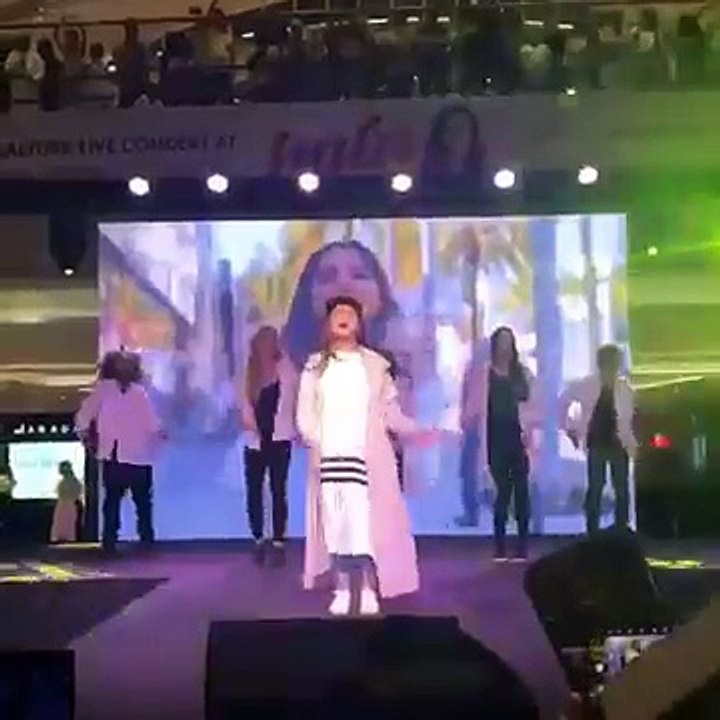 فيديو رقص حلا الترك بحفلها في دبي يثير ضجة كبيرة بين محبيها - فيديو  Dailymotion