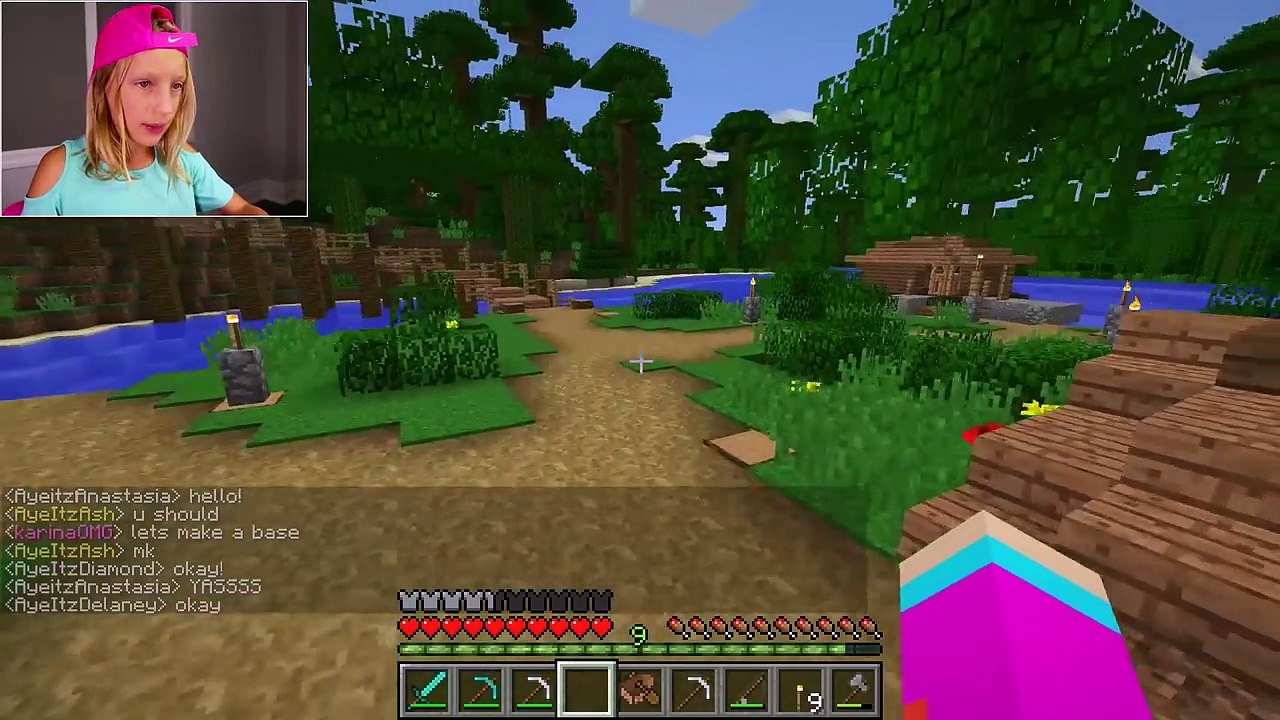 Building a New Treehouse   Minecraft Realm (2)
