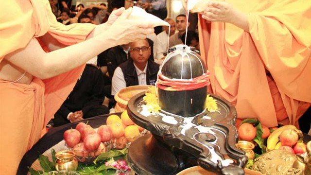 Sawan Pradosh Vrat Pooja Vidhi: जानें इस सावन में गुरु प्रदोष व्रत में कैसे करें पूजा | Boldsky