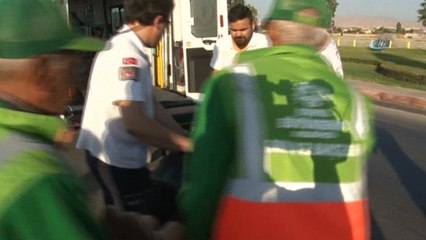 Servis midibüsü devrildi, kurs öğretmenleri yaralandı