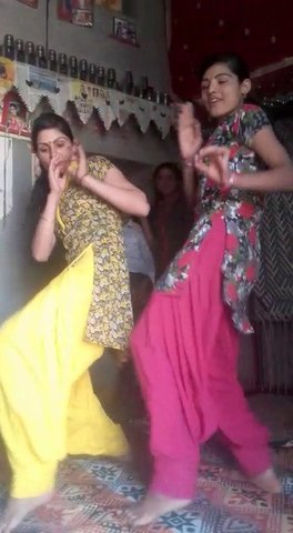 Indian Girls Wedding Solo Dance Performance