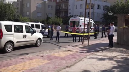 Eşini Silahla Vurduktan Sonra İntihar Etti