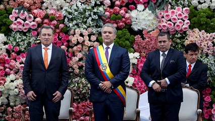 Ivan Duque investi président de Colombie