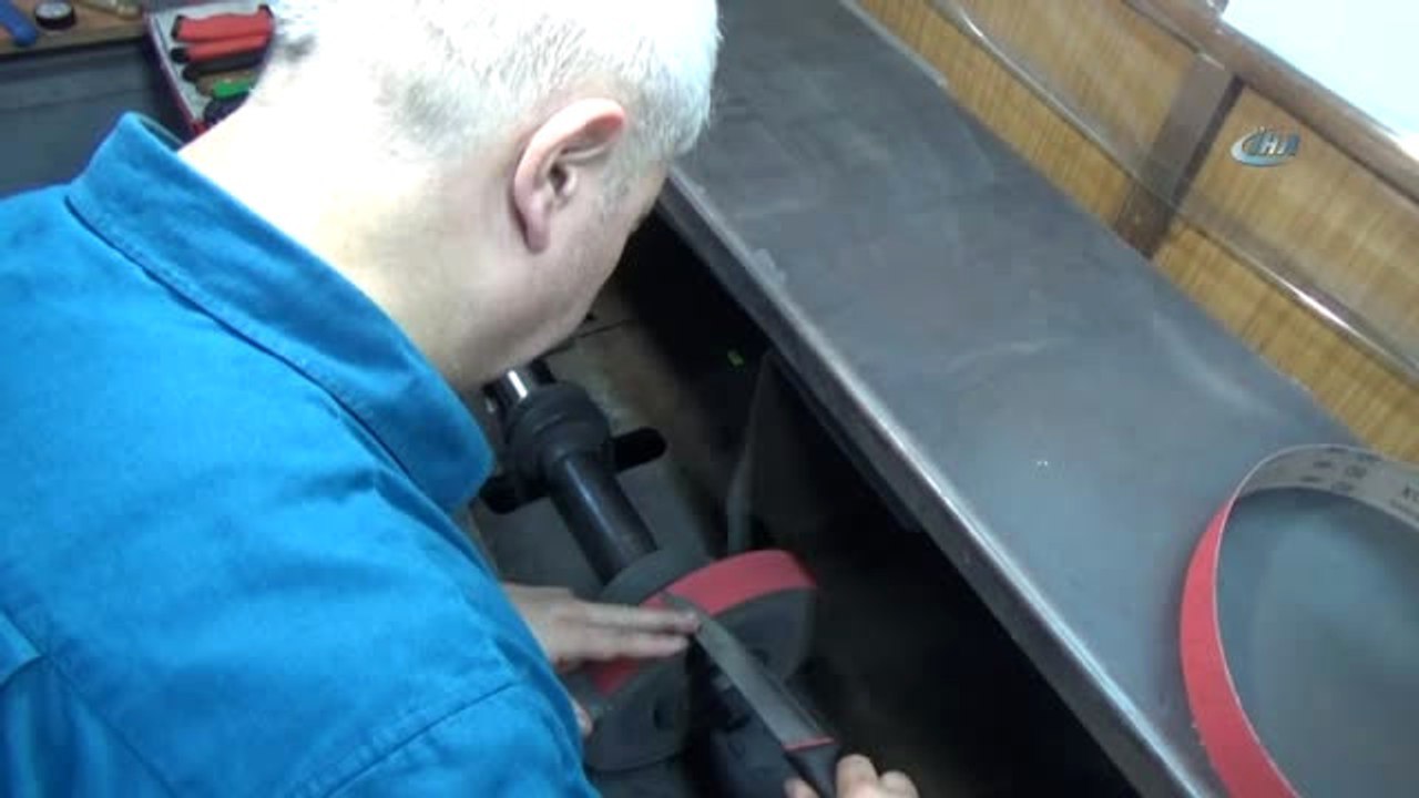 40 Yıllık Bıçak Ustasından Kurban Bıçağı Uyarısı: "Üstün Vasıflı Madenden Yapılmış Bıçaklar Tercih...