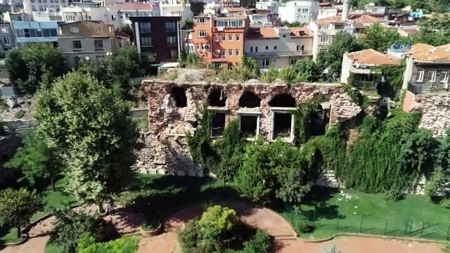 1610 yaşındaki Boukoleon Sarayı havadan böyle görüntülendi